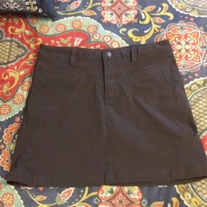 Athleta Olive Dipper Skort Size 6